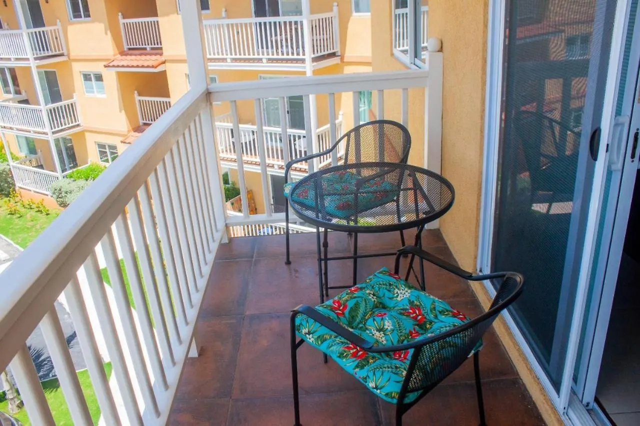 Vakantiehuis 2-Bedroom Vacation Home, Gated Community - Pool/Gym, Montego Bay, Jamaica, Near Airport