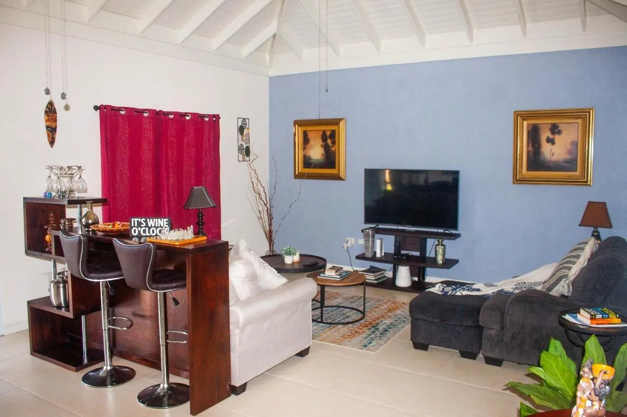 2-Bedroom Vacation Home, Gated Community - Pool/Gym, Montego Bay, Jamaica, Near Airport location